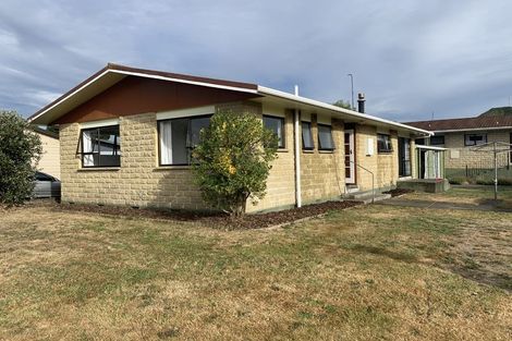 Photo of property in 7a Windlesham Place, Wakefield, 7025