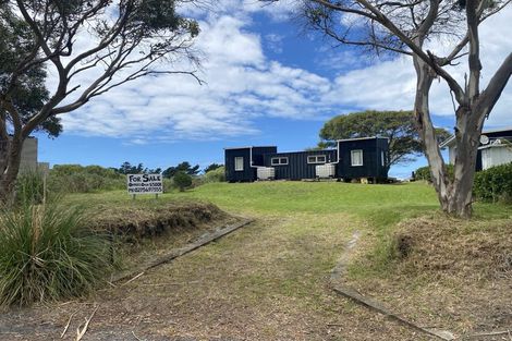 Photo of property in 14 Pukenui Drive, Mahia, 4198