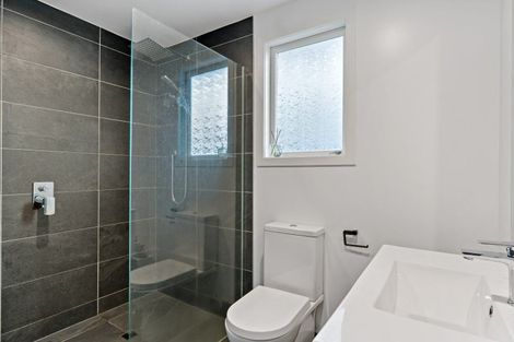 Photo of property in 26 Arlette Place, Massey, Auckland, 0614