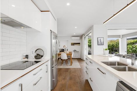 Photo of property in 72 Penetaka Heights, Pyes Pa, Tauranga, 3112