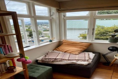 Photo of property in 77 Todman Street, Brooklyn, Wellington, 6021