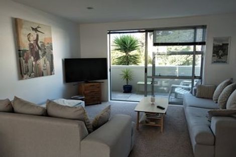 Photo of property in 9/3 Riverside Road, Orewa, 0931