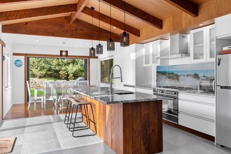 Photo of property in 143 Mclean Road, Waipu, 0582