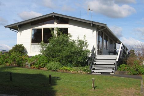 Photo of property in 37 Dunlop Drive, Pauanui, Hikuai, 3579
