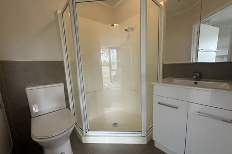 Photo of property in 2 Vine Street, Hillcrest, Hamilton, 3216