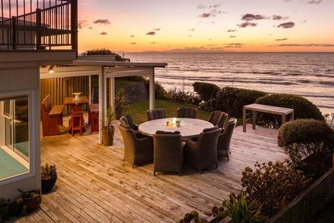 Photo of property in 52 Ames Street, Paekakariki, 5034