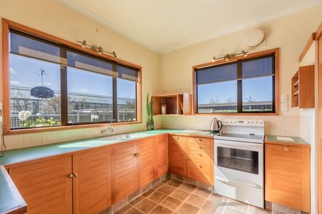 Photo of property in 39 Main Rd Clive, Clive, 4102