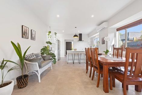 Photo of property in 160 North Avon Road, Richmond, Christchurch, 8013