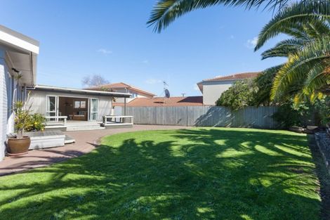 Photo of property in 595 Maunganui Road, Mount Maunganui, 3116