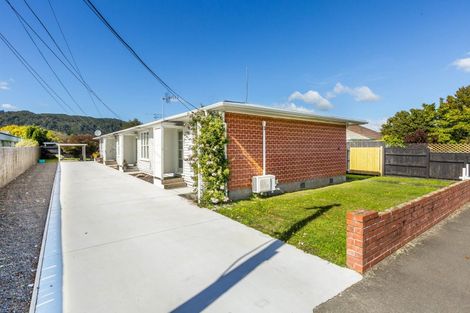 Photo of property in Heretaunga Flats, 4/652 Fergusson Drive, Trentham, Upper Hutt, 5018