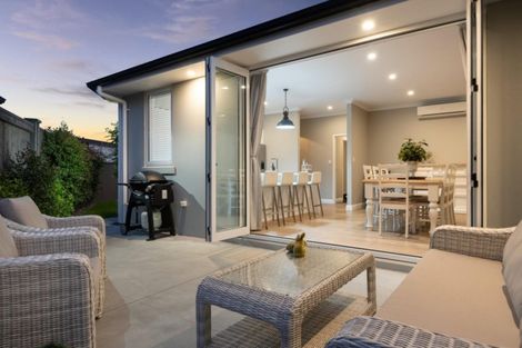 Photo of property in 8 Cassinia Close, Papamoa Beach, Papamoa, 3118