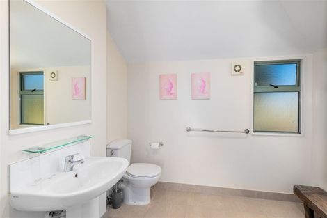 Photo of property in 1/28 Derby Street, St Albans, Christchurch, 8014