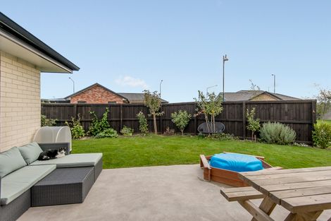 Photo of property in 15 Birchgate Lane, Halswell, Christchurch, 8025