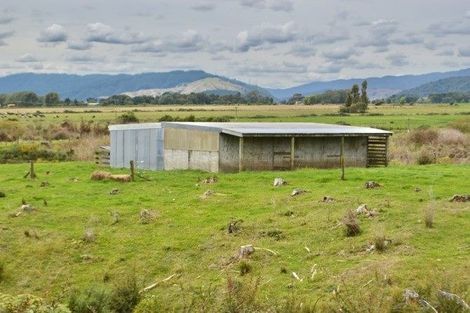 Photo of property in 297 Kuku Road East, Kuku, Levin, 5570