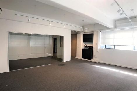 Photo of property in 16 Anzac Avenue, Onekawa, Napier, 4110