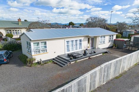 Photo of property in 22 Kaihere Road, Ngatea, 3503