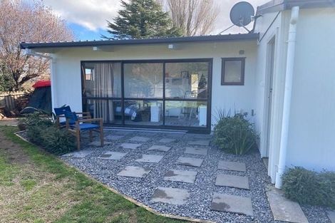 Photo of property in 14 Upham Street, Havelock North, 4130