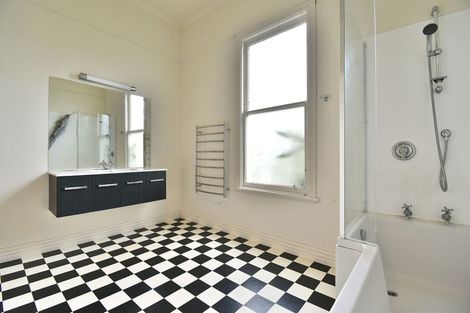 Photo of property in 32 Clifford Street, Dalmore, Dunedin, 9010