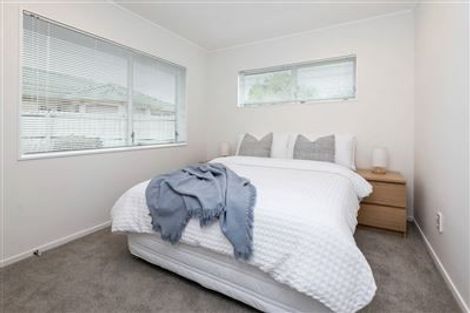 Photo of property in 2/23 Tarnica Road, Northpark, Auckland, 2013