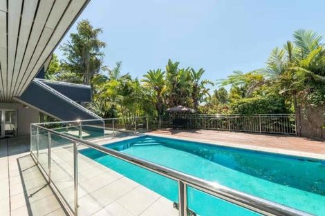 Photo of property in 12 Taumata Road, Castor Bay, Auckland, 0620