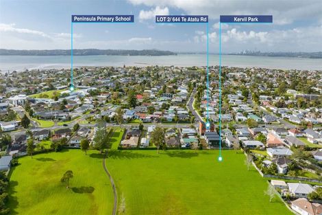Photo of property in 2/644 Te Atatu Road, Te Atatu Peninsula, Auckland, 0610