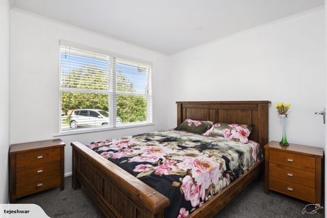 Photo of property in 3/51 Cardiff Road, Pakuranga, Auckland, 2010