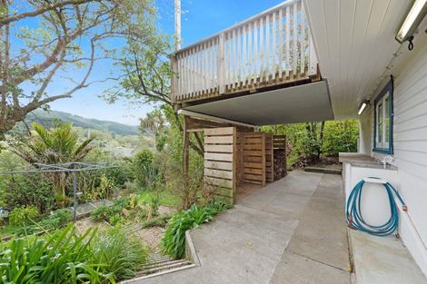 Photo of property in 2 Lambeth Road, Northland, Wellington, 6012