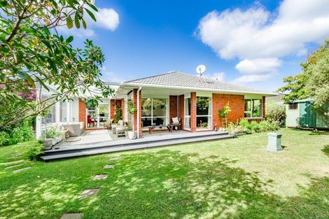 Photo of property in 26 Awanui Drive, Waikanae, 5036