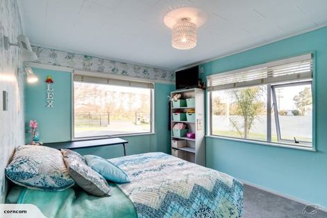 Photo of property in 5 Old Ferry Road, Clive, 4102