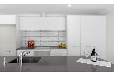 Photo of property in 37 Weka Street, Mangawhai, 0505