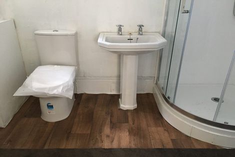 Photo of property in 132 Blockhouse Bay Road, Avondale, Auckland, 1026