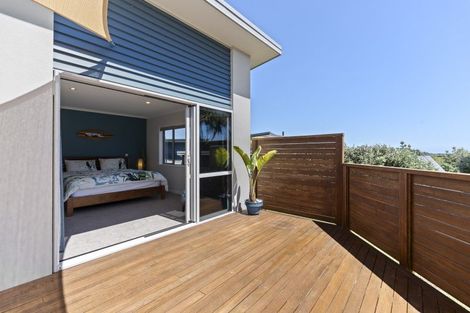 Photo of property in 5d Tui Grove, Oakura, 4314