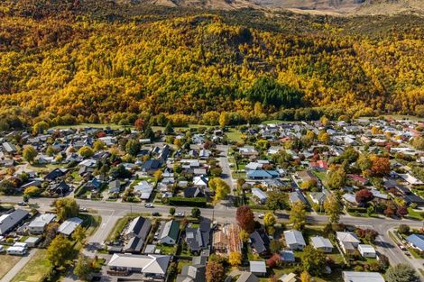 Photo of property in 38 Centennial Avenue, Arrowtown, 9302