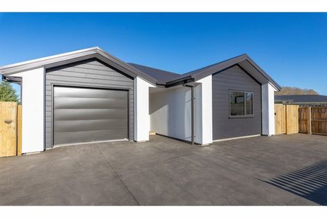 Photo of property in 12 George Oliver Place, Kainga, Christchurch, 8083