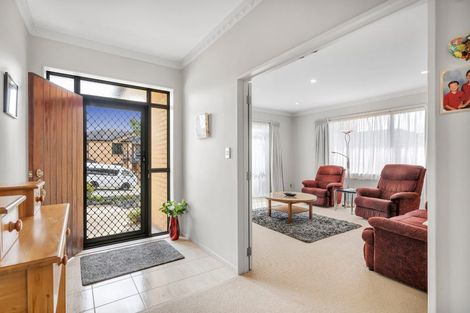 Photo of property in 16 Leafield Crescent, Henderson, Auckland, 0612