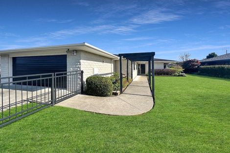 Photo of property in 23 Norfolk Crescent, Feilding, 4702