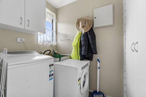 Photo of property in 6 Wairoa Place, Tokoroa, 3420