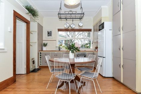 Photo of property in 75 Tuhikaramea Road, Dinsdale, Hamilton, 3204