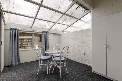 Photo of property in 42e Cutfield Street, Inglewood, 4330