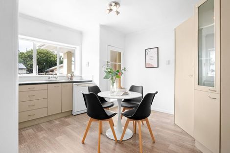 Photo of property in 10 Tui Avenue, Forest Lake, Hamilton, 3200