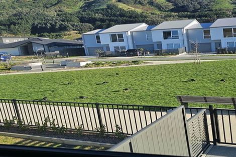 Photo of property in 6 Tokitoki Way, Kenepuru, Porirua, 5022