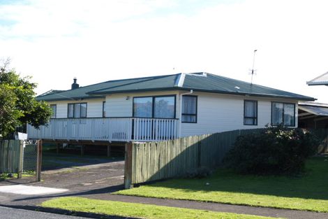 Photo of property in 4 Appleby Place, Mangere East, Auckland, 2024