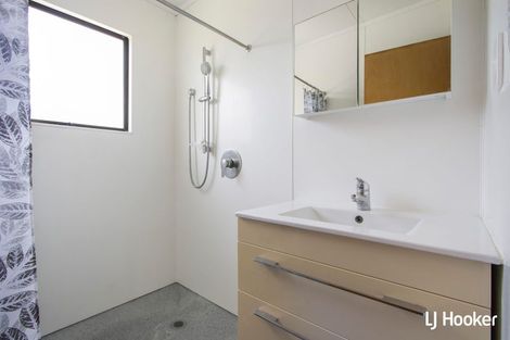 Photo of property in 136 Athenree Road, Athenree, Katikati, 3177