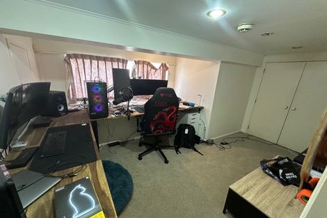 Photo of property in 20 Portadown Avenue, Pakuranga Heights, Auckland, 2010