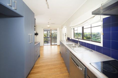 Photo of property in 41 Squirrel Lane, Browns Bay, Auckland, 0630