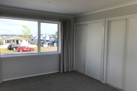 Photo of property in 28 Queen Street, Cambridge, 3434