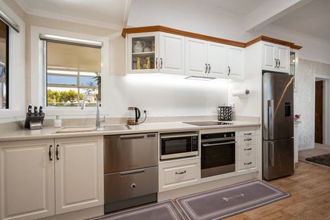 Photo of property in 24 Seymour Avenue, The Brook, Nelson, 7010