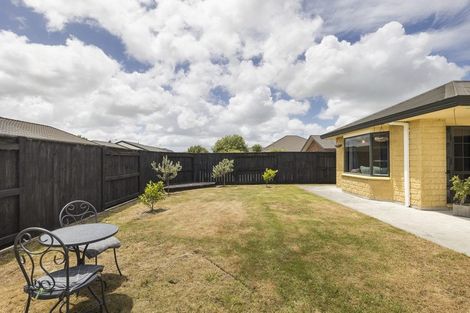 Photo of property in 145 Schnell Drive, Kelvin Grove, Palmerston North, 4414