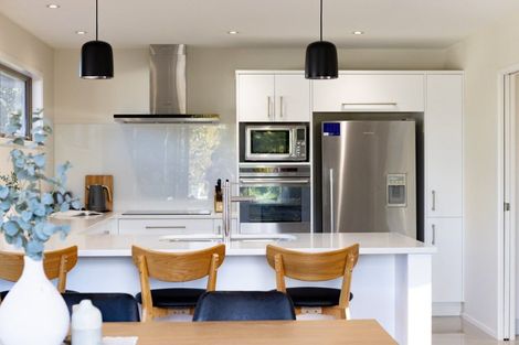 Photo of property in 21 Dalethorpe Avenue, Fairfield, Hamilton, 3214