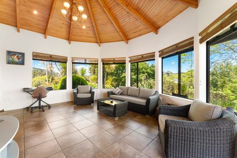 Photo of property in 103 Awa Road, Kumeu, 0891